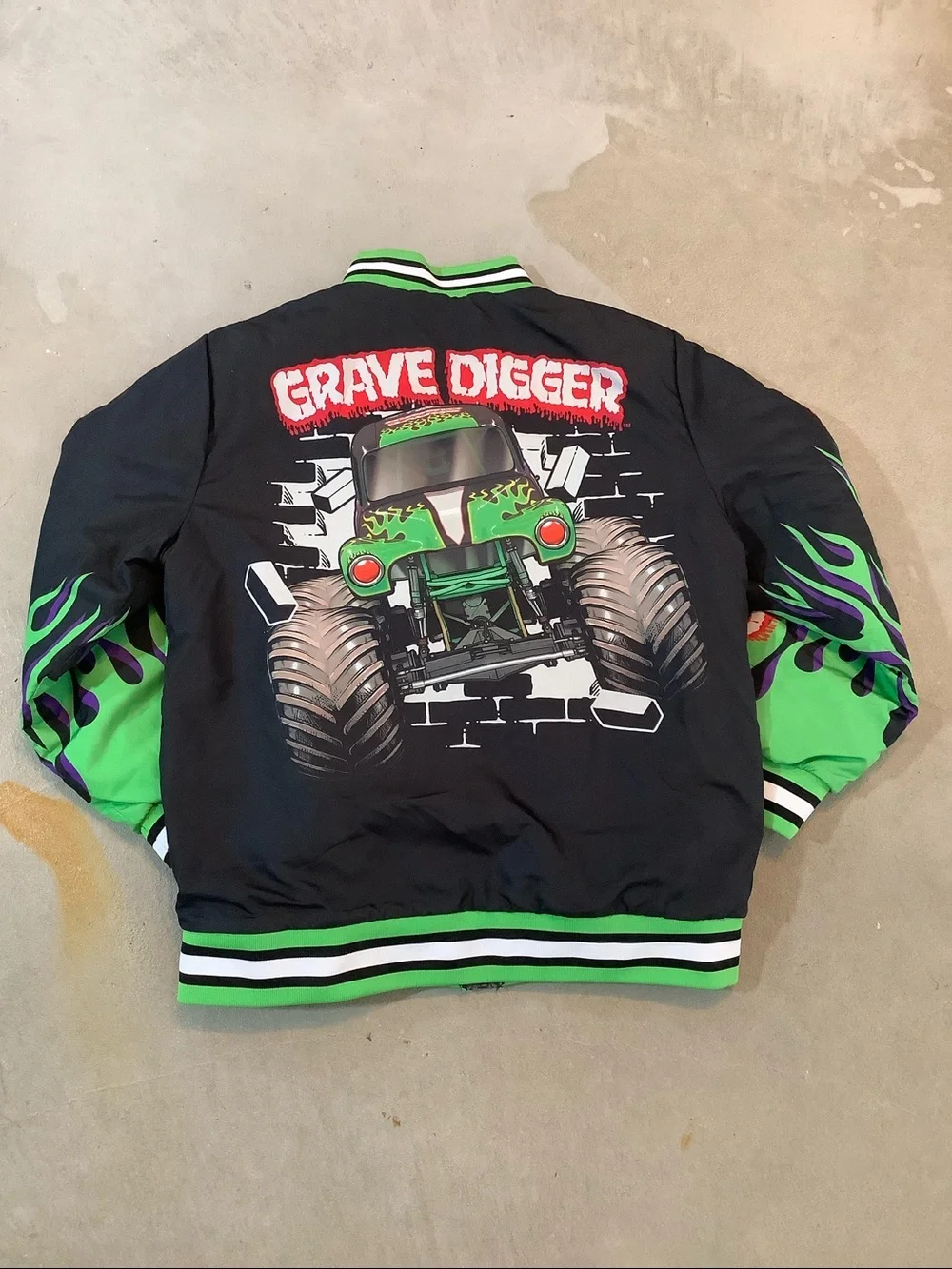 Monster Jam Grave Digger Youth Puffer Jacket